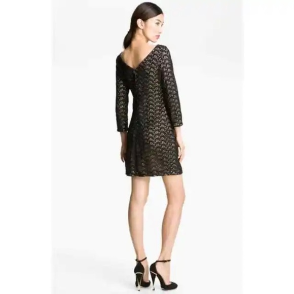 Diane Von Furstenberg Sarita Acorn Black Lace  Dress Size 2 - Picture 3 of 9
